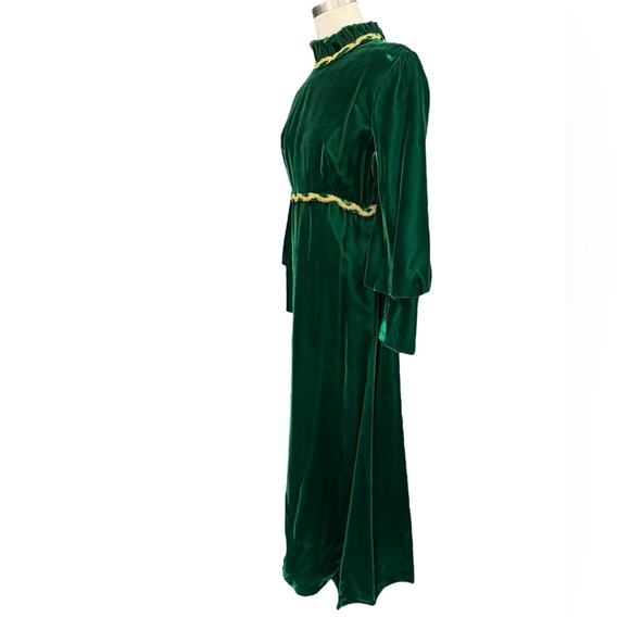 Emerald Green Vintage Velvet Maxi Gown with Long Bishop Sleeves and Mock Neck - Picture 5 of 16